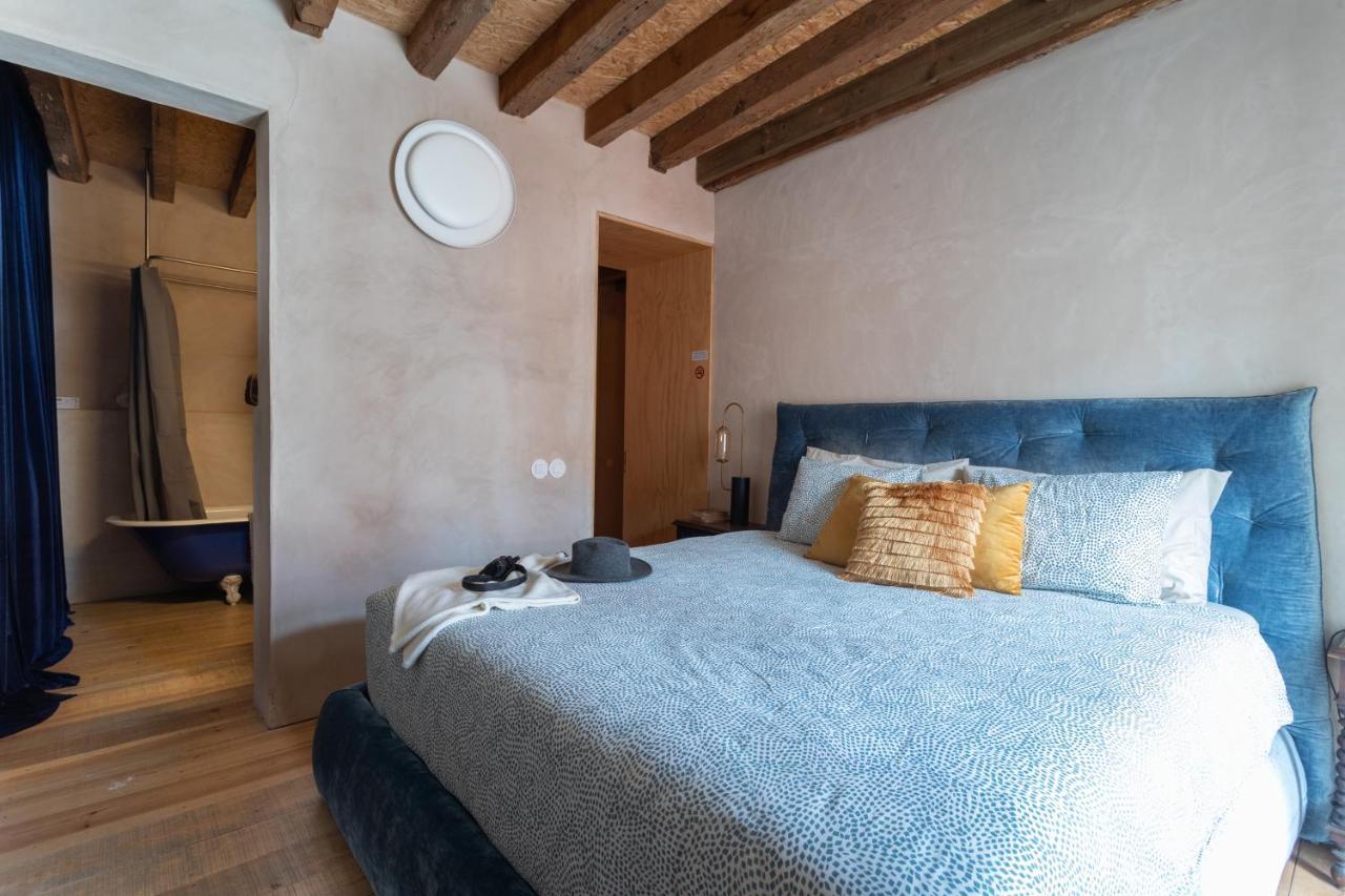 Bedroom In The 18Th Century Style Lissabon Buitenkant foto